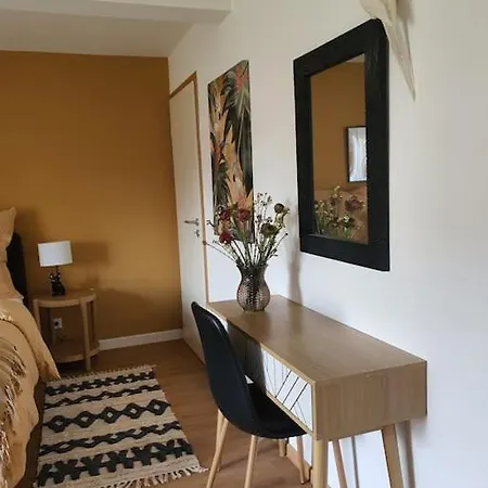 Iso Talo Ja Puutarha Kahdelle Perheelle, River Mosel Holiday Homes *
